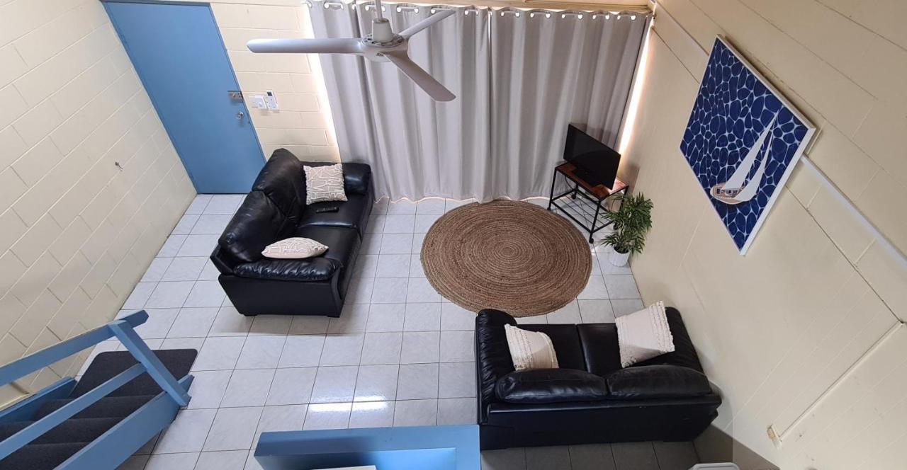 Emthree Seaside Apartments Townsville Exteriör bild